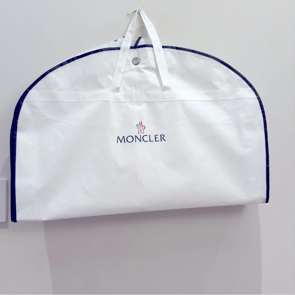 Moncler Garment Large Case Travel Suit/ Jacket Bag White 35 x 25 Feet